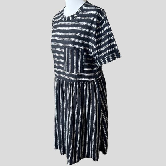 Volcom Pocket Tee T-Shirt Skater Dress Womens Size S Relaxed Striped Black White - Picture 3 of 13